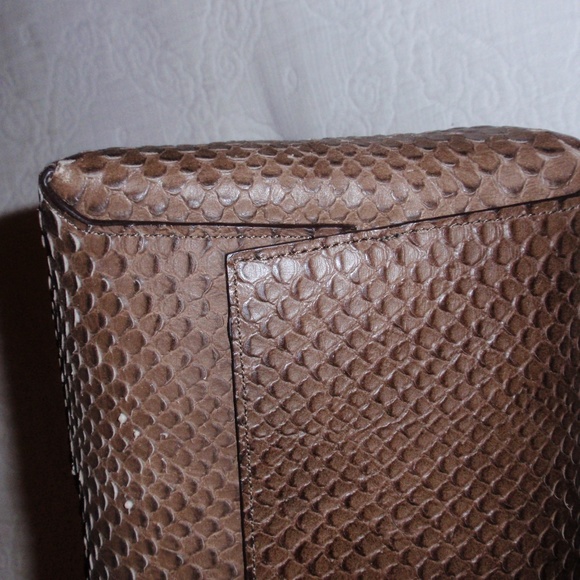 Coach Soft Borough Embossed Leather Handbag 32349 - Picture 15 of 16